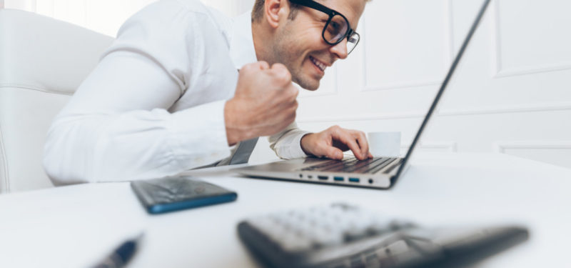 Contratar internet: Veja como contratar internet Online