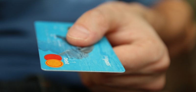 Como aumentar o limite do cartão de crédito?