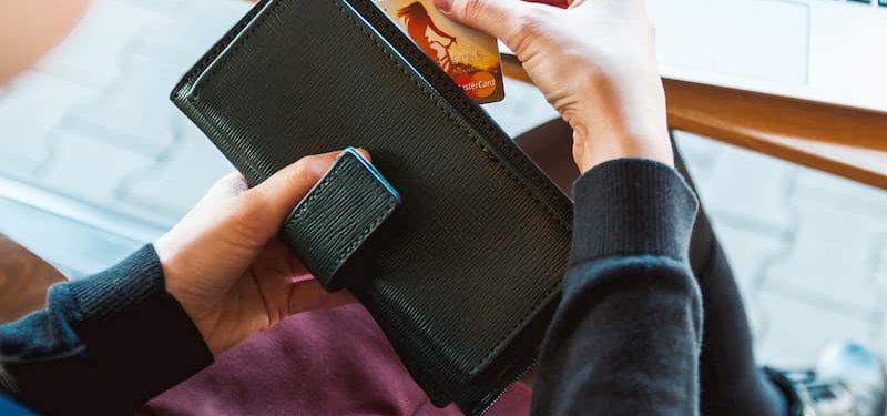 Saiba quais seguros e planos podem ser feitos através do seu cartão Riachuelo
