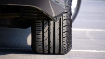 Saiba como fazer rodízio nos pneus do seu carro