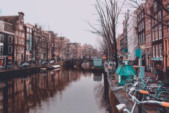 Por que a Holanda é considerada o país das bicicletas?